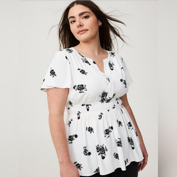 torrid Tops - NWT Torrid Babydoll Flutter Top
